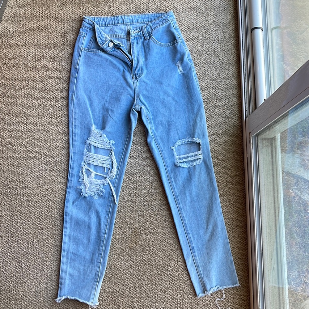 Shein Mom Jeans XS in great shape!